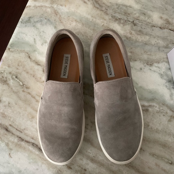 Steve Madden Sneakers - Picture 3 of 5